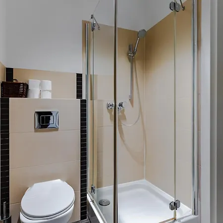 1-bedroom Center *